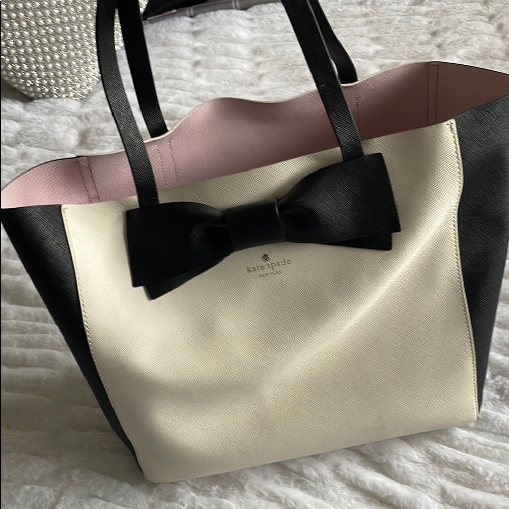 Kate Spade Black and Cream Bow Tote Bag
